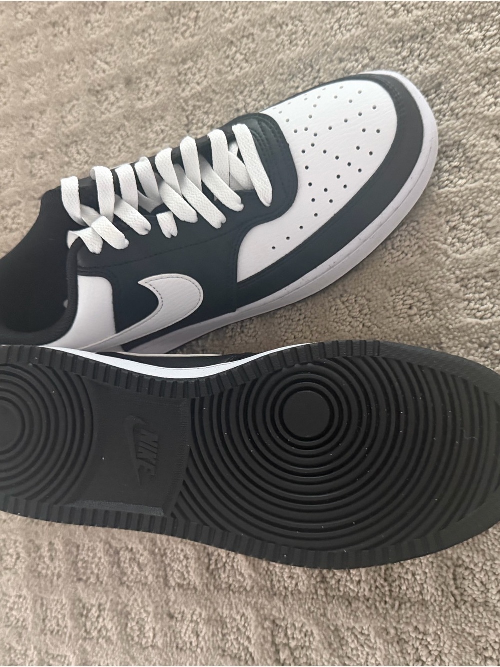 Nike Court Vision Low Next Nature Black White Women’s Size 9 Sneakers NWT - Picture 3 of 4